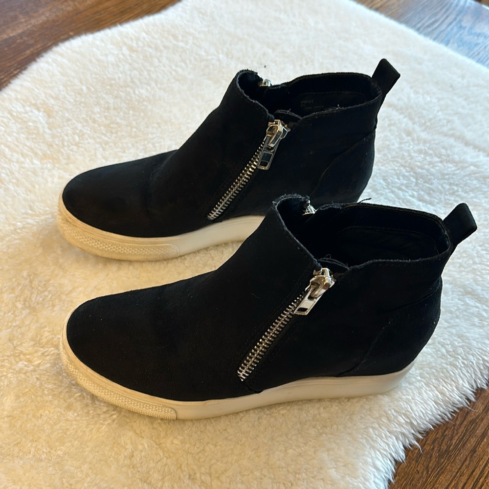Steve Madden shoes